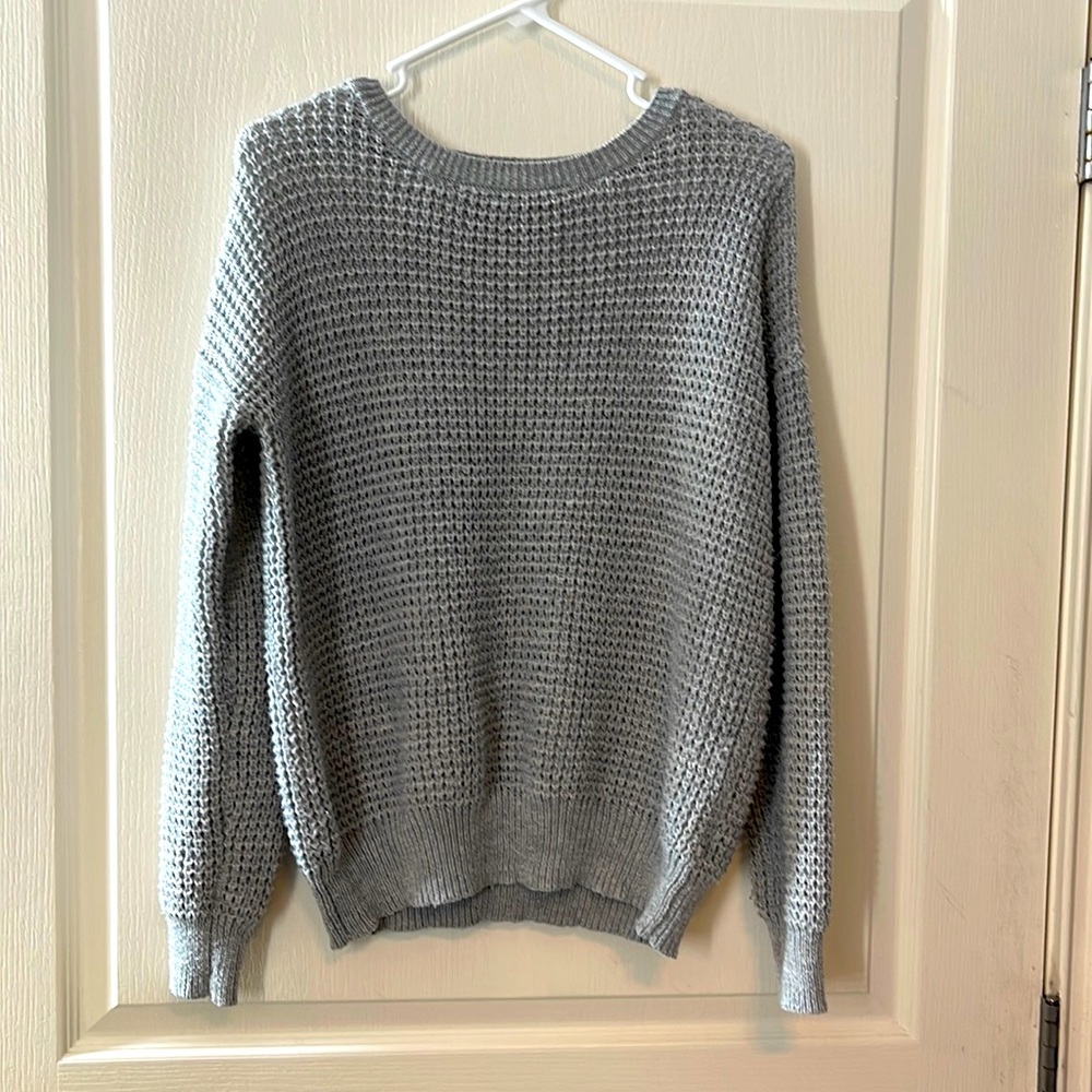 Gray sweater size medium Forever 21